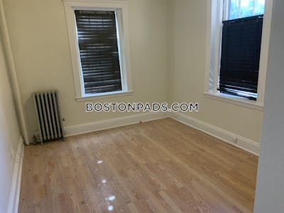 Brookline Apartment for rent 1 Bedroom 1 Bath Coolidge Corner - $2,650 No Fee