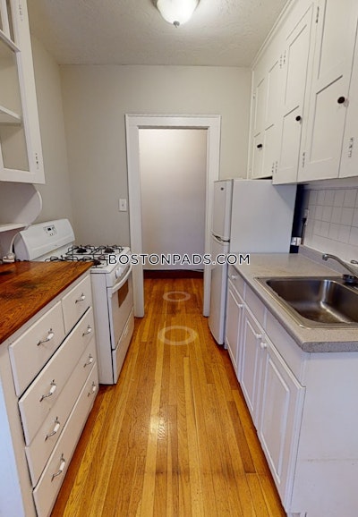 Somerville Apartment for rent 1 Bedroom 1 Bath  Tufts - $3,100