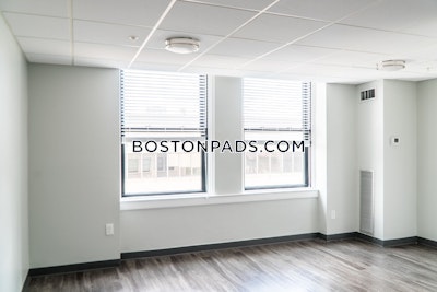Worcester 1 beds 1 baths - $1,640 No Fee