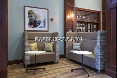 Foxborough Apartment for rent 1 Bedroom 1 Bath - $2,221