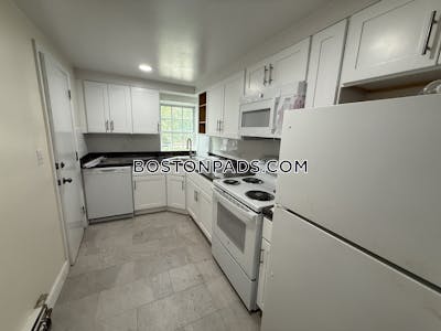 Lexington 2 bedroom 2 baths in LEXINGTON - $3,300 No Fee