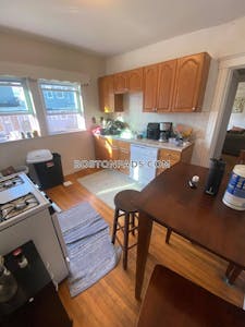 Somerville 4 Beds 1 Bath  Tufts - $4,800