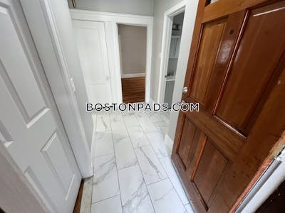 Somerville Apartment for rent 3 Bedrooms 1 Bath West Somerville/ Teele Square - $3,400