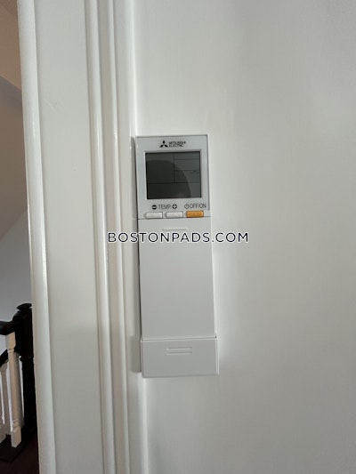 Waltham Apartment for rent 5 Bedrooms 3 Baths - $5,000