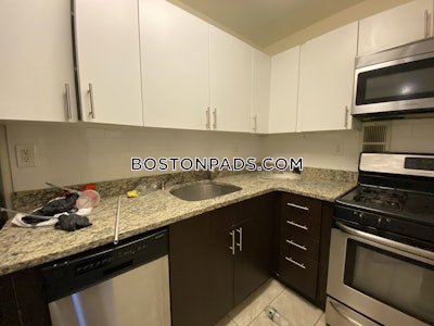 Brookline Apartment for rent 2 Bedrooms 1.5 Baths  Boston University - $4,100