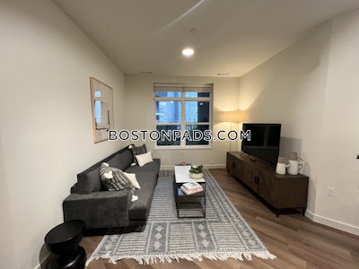 Revere Apartment for rent 1 Bedroom 1 Bath - $2,620